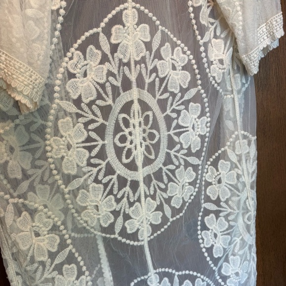 Altar'd State Ivory Mesh Embroidered Duster Lightweight Kimono Festival Boho - Picture 11 of 13